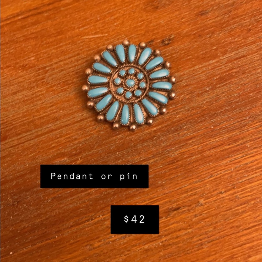 Turquoise cluster pendant or pin